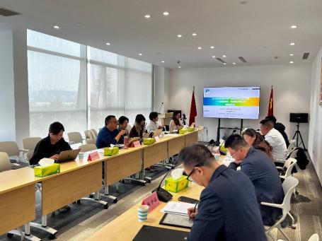 四川省绿色低碳优势产业高质量发展战略研究:以晶硅光伏和动力电池为例项目在四川省环境政策研究与规划院召开
